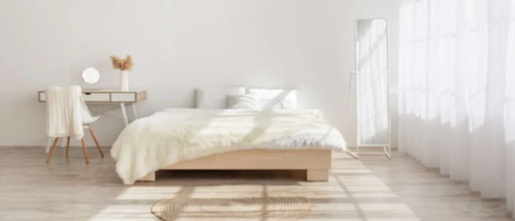 Styl boho to naturalne barwy i subtelne zdobienia. Jakie firany w stylu boho?