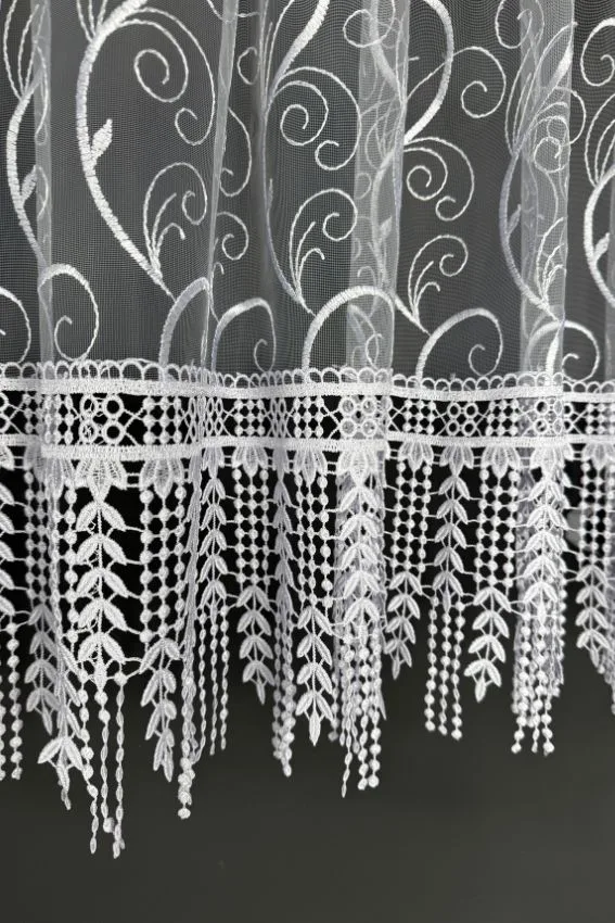 Firana z gipurową koronką 250x65cm