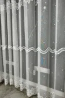 Firana biała z perłkami i haftem