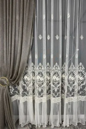 Firana ecru złote kwiaty