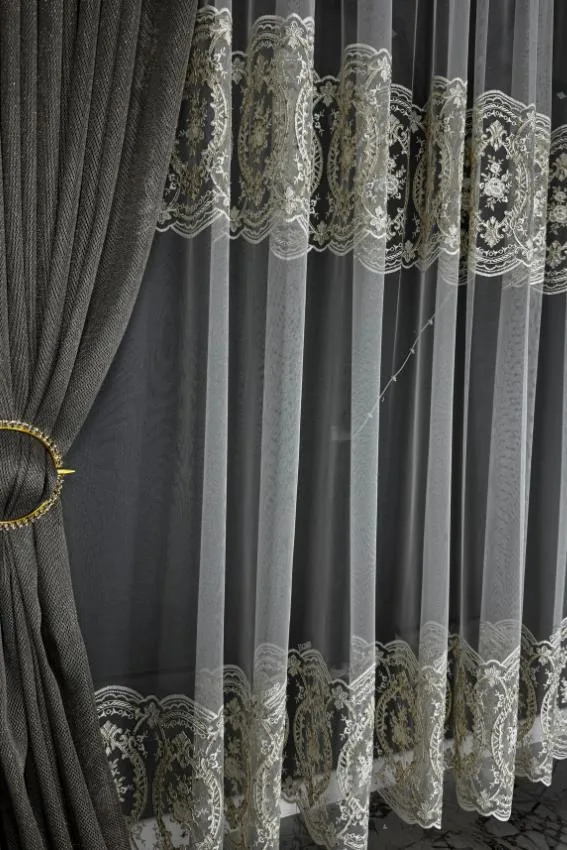 Firana ecru królewska finezja