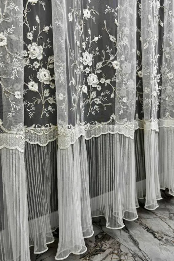 Firana ecru królowa subtelności