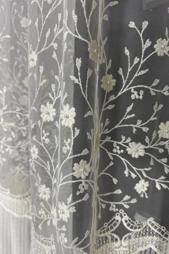 Firana ecru kwiatowa symfonia