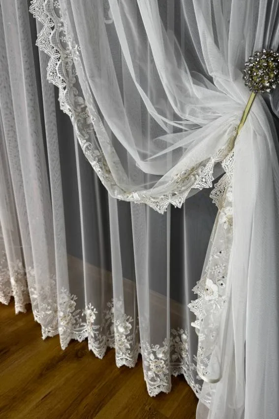 Firana ecru dotyk elegancji