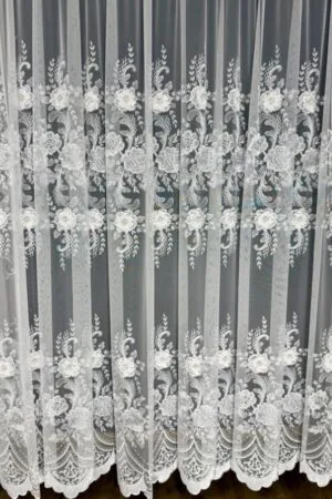 Firana włoska biała siatka z kwiatami 3D i cyrkoniami