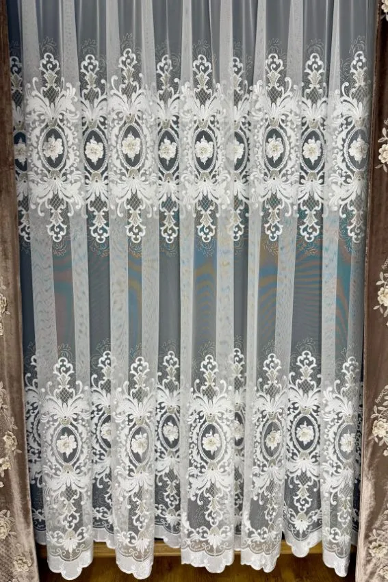 Firana włoska biała siatka z kwiatami 3D i lustrzanym blaskiem