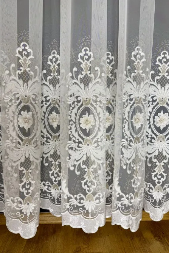Firana włoska biała siatka z kwiatami 3D i lustrzanym blaskiem