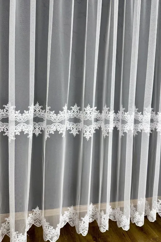 Firana z markizety z podwójną gipiurą – U60