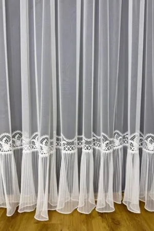 Firana w naturalnej bieli Lace Whisper