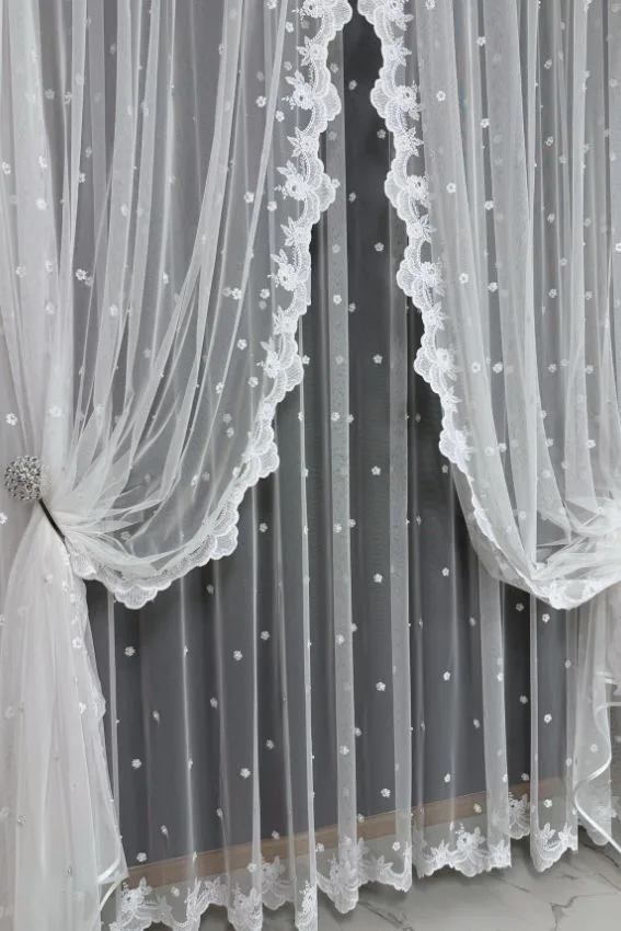 Firana biała Snow Bloom