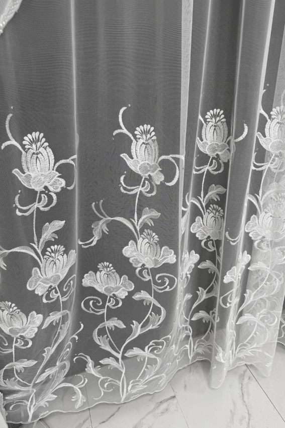 Firana Crystal Bloom Elegance