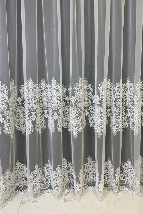 Firana Elegant Harmony Lace
