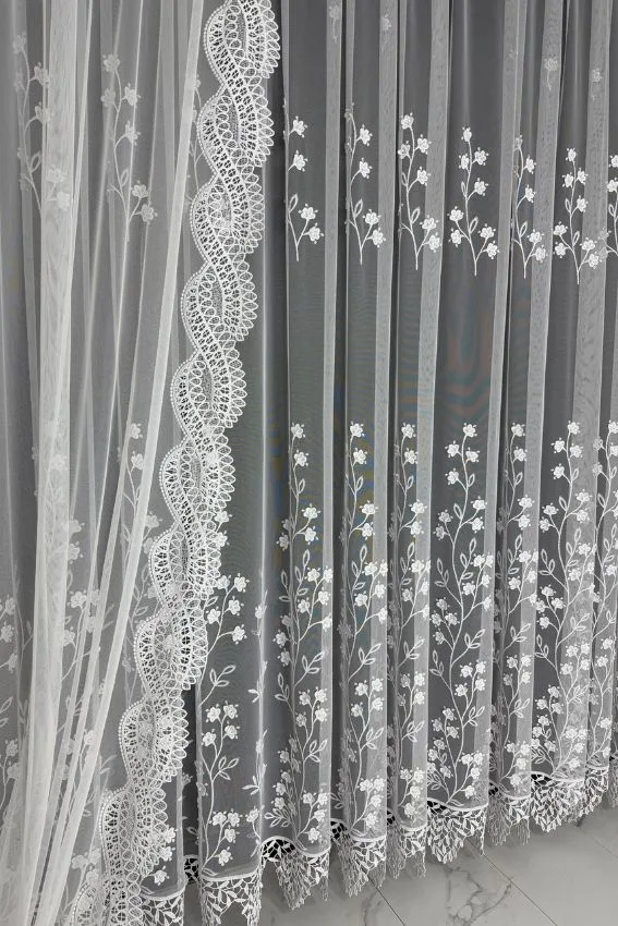 Firana Pearl Blossom Lace