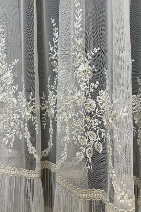 Firana Golden Meadow Elegance