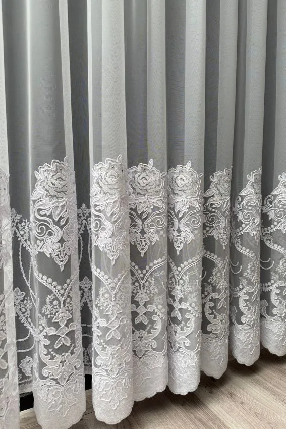 Firana Royal Lace Crystal